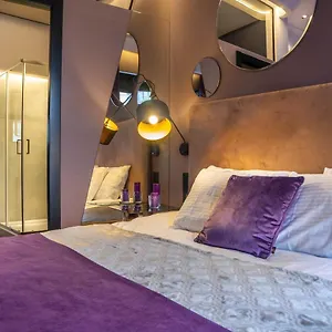 Luxury Upscale On 18 M Zhitomirska Апартаменты