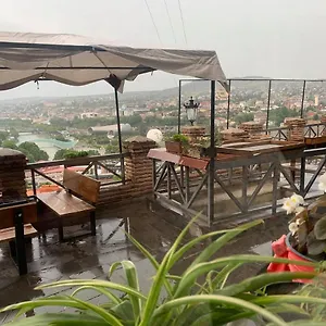 https://the-best-view-on-tbilisi.alltbilisihotels.com