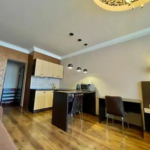 Elegant Апартаменты